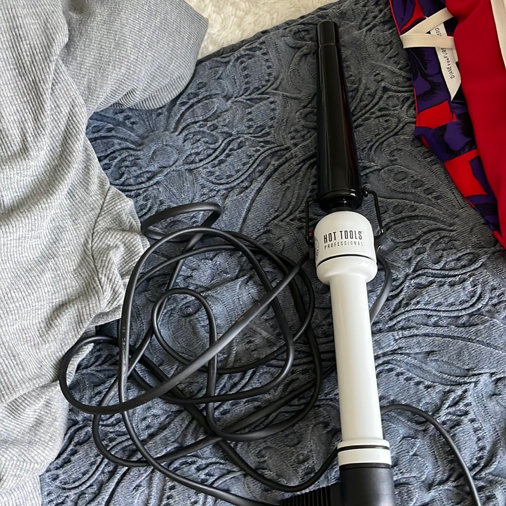 Hot tools curling wand